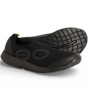 OOFOS Men’s OOMG Sport Black LS Low Sneaker Size 11.5 NEW